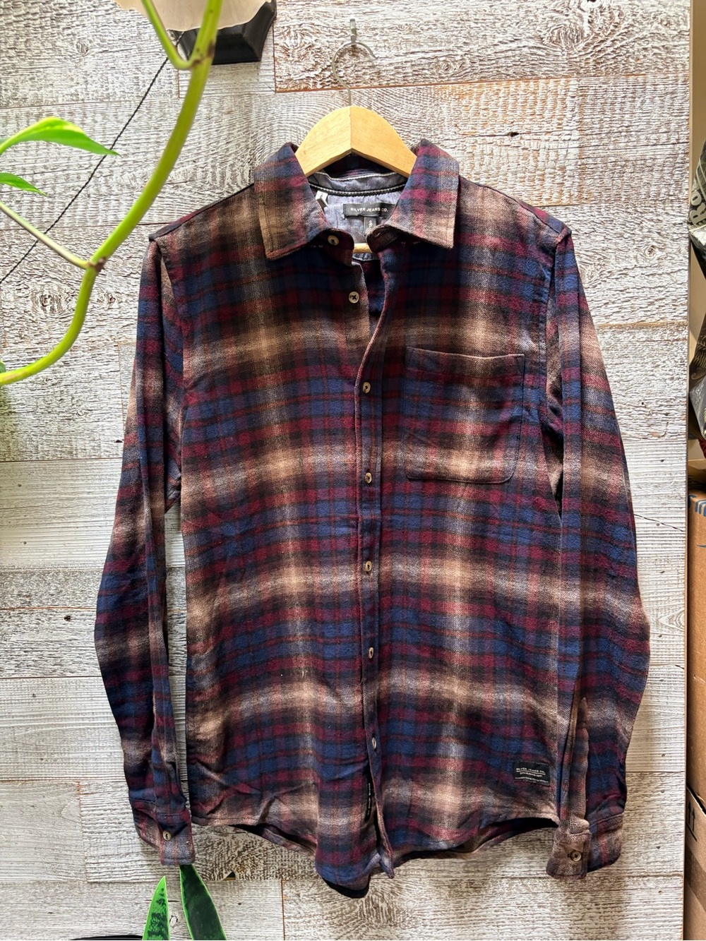 Silver Jeans Co | Men's Classic Plaid Button-Up Flannel Shirt - S, Burgundy/Navy